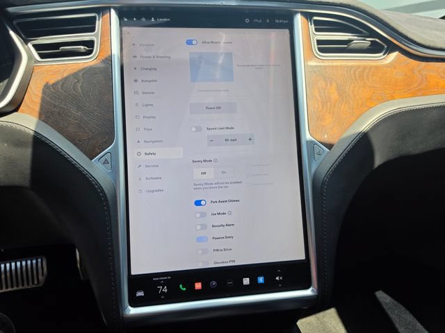 Used 2017 Tesla Model S 75 RWD image 49
