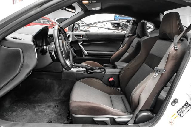 Used 2020 Toyota 86 RWD image 4