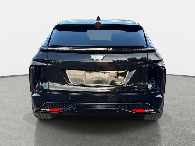 New 2026 Cadillac Lyriq V w/ LPO, Onyx Lite Package AWD/4WD image 4