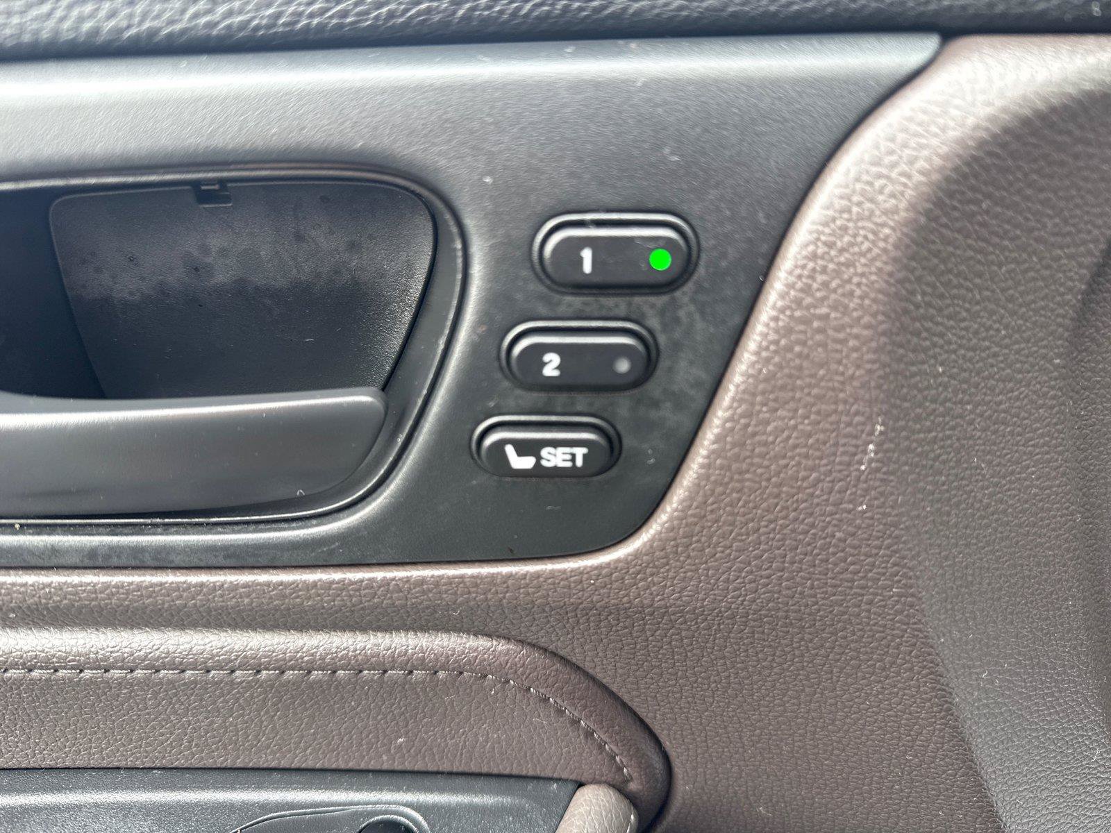 Used 2018 Honda Odyssey EX-L image 12