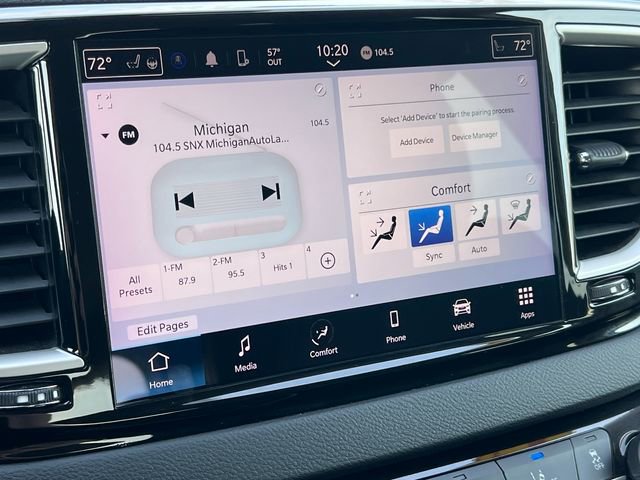 Used 2023 Chrysler Pacifica Touring-L FWD image 23
