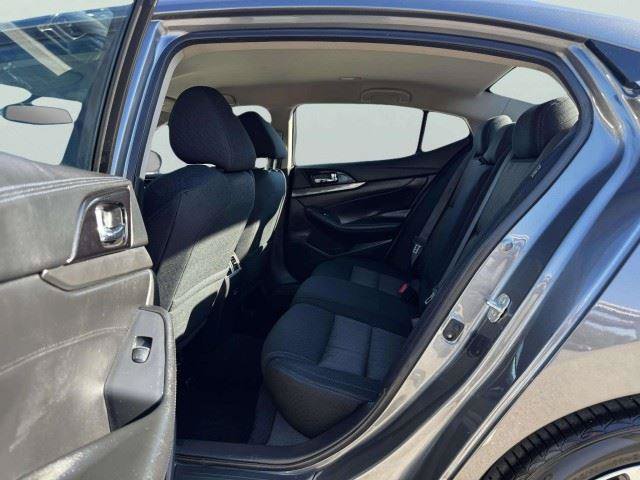 Used 2019 Nissan Maxima 3.5 S w/ Floor Mat Group FWD image 32