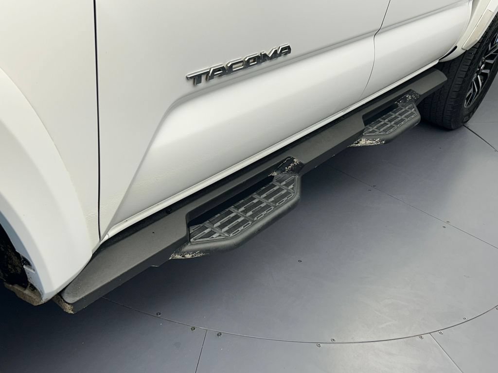 Used 2021 Toyota Tacoma TRD Sport RWD image 19