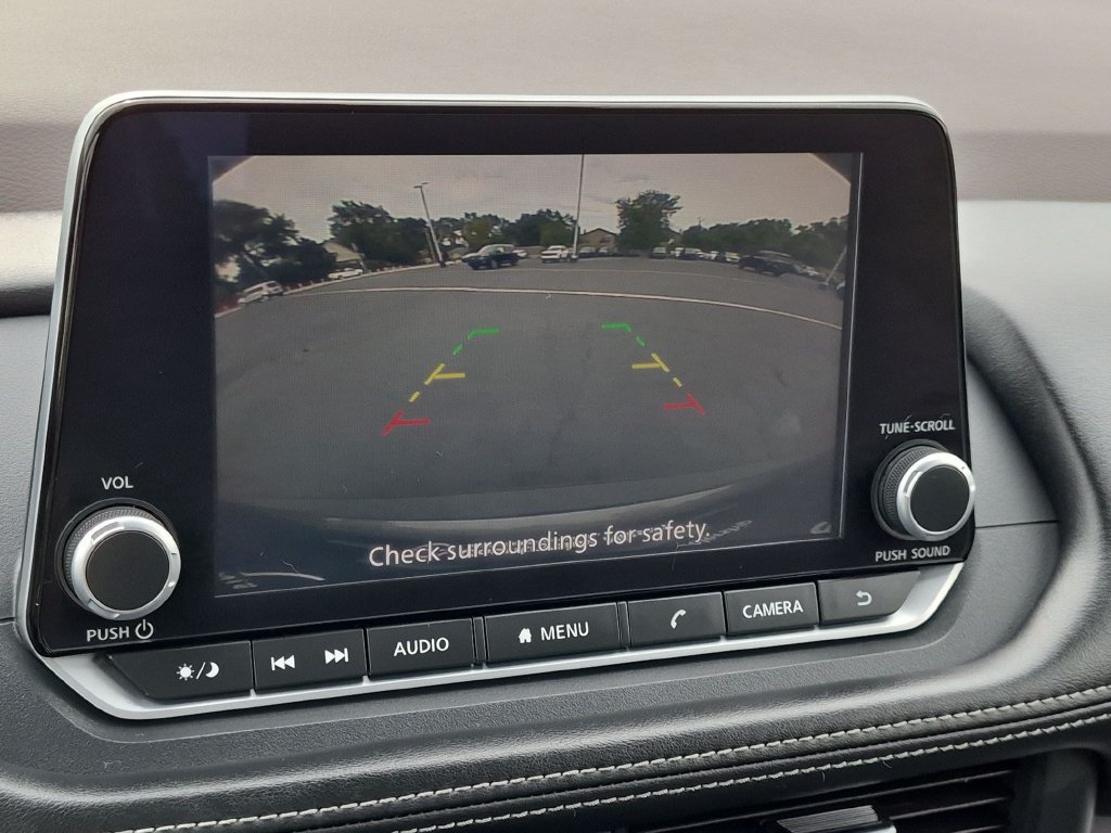 Used 2023 Nissan Rogue SV AWD/4WD image 19