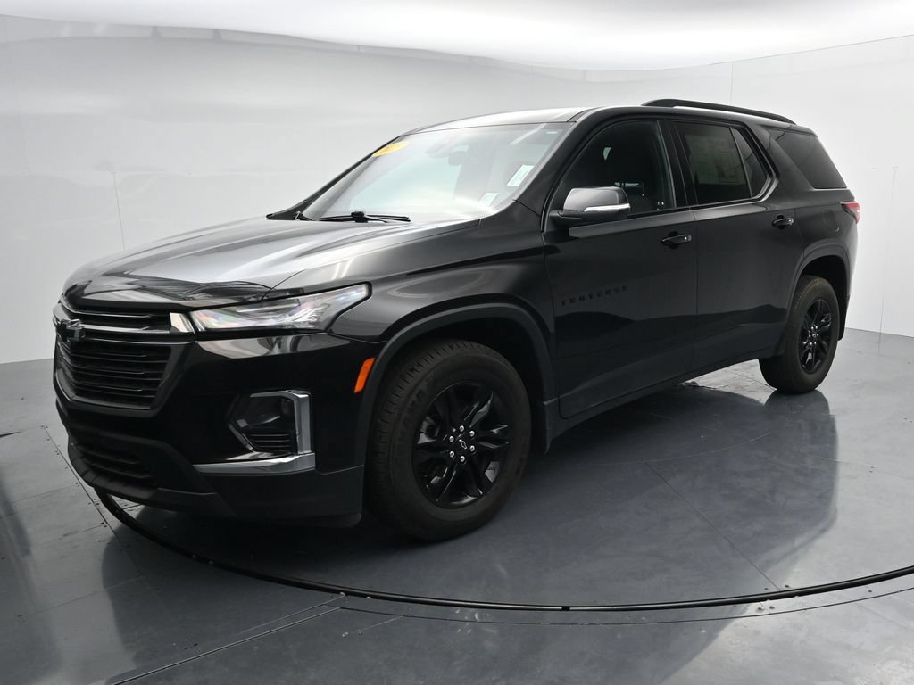 Used 2023 Chevrolet Traverse LT FWD image 4