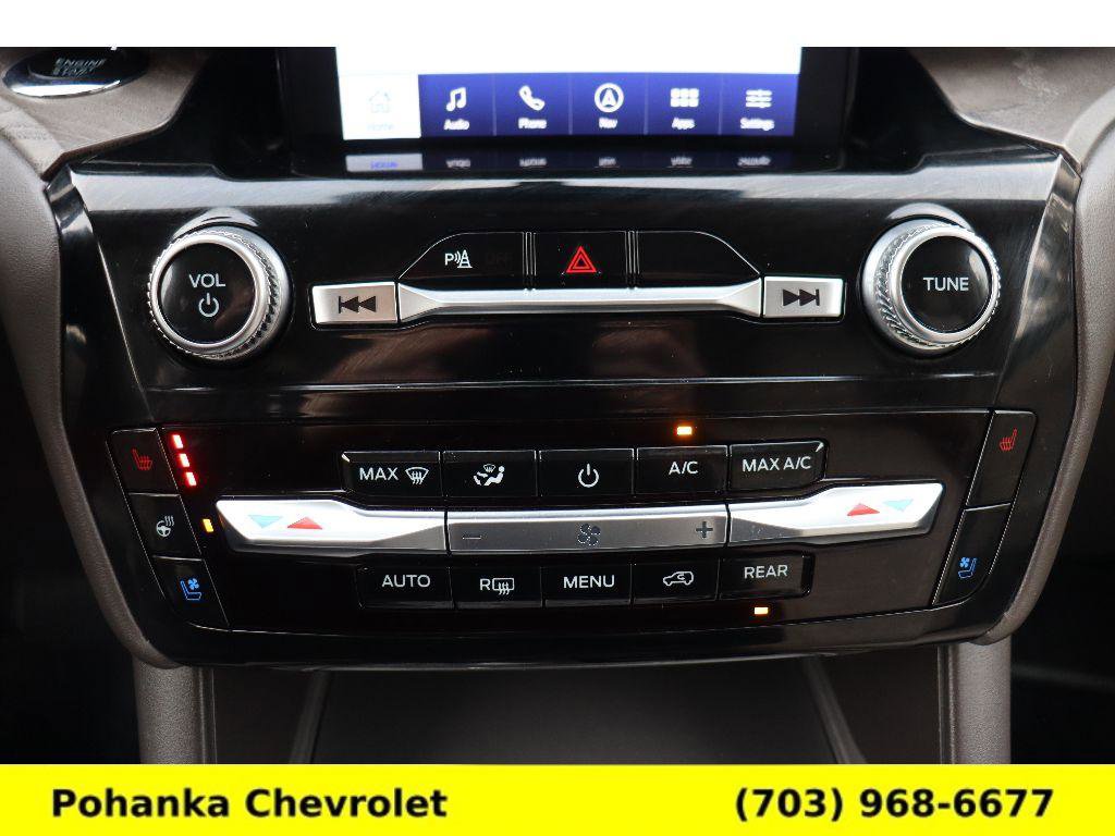 Used 2023 Ford Explorer Platinum w/ Technology Package image 14