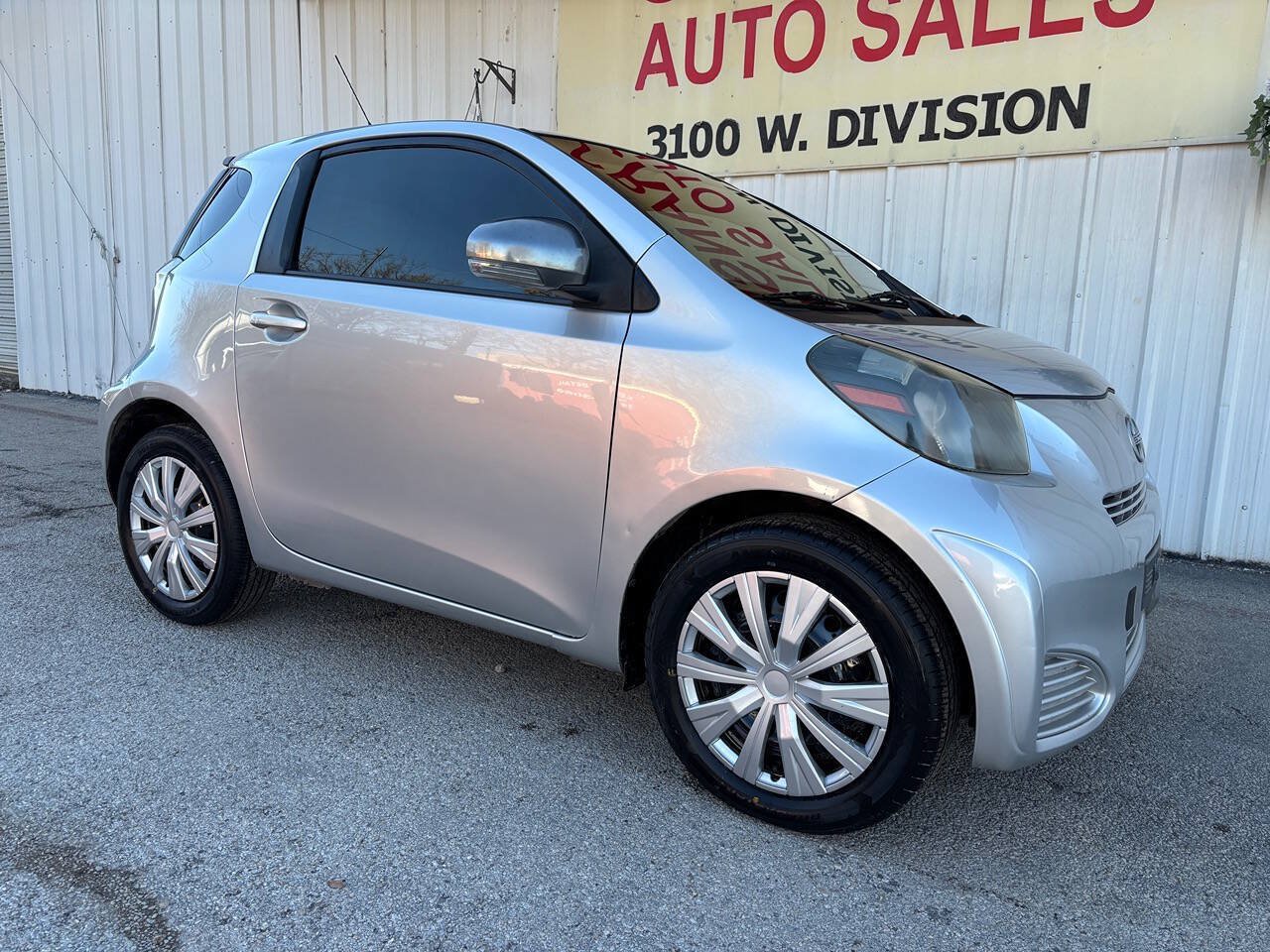 Used 2012 Scion iQ FWD image 2