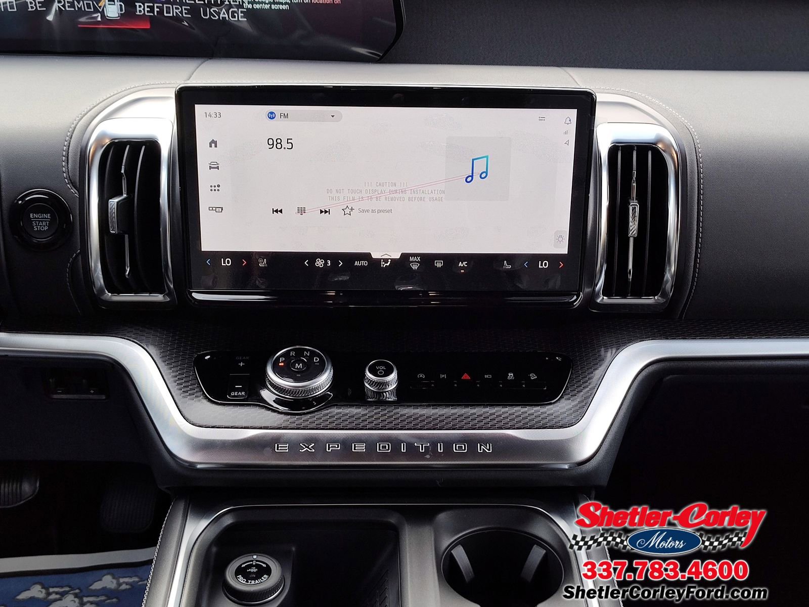 New 2025 Ford Expedition Platinum w/ Stealth Performance Package AWD/4WD image 9