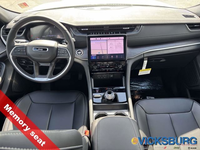 New 2025 Jeep Grand Cherokee Limited image 29