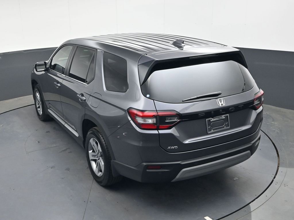 Used 2025 Honda Pilot EX-L image 23