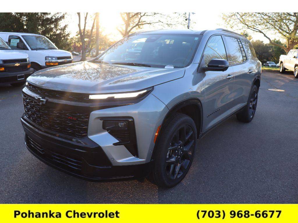 Used 2026 Chevrolet Traverse RS w/ LPO, Floor Liner Package FWD video 3