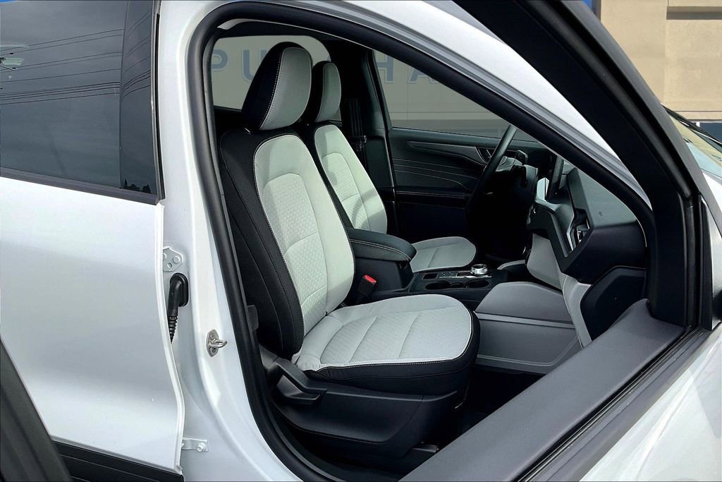 New 2026 Ford Escape Active w/ Tech Pack #1 image 11