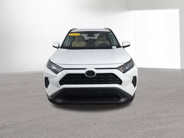 Used 2019 Toyota RAV4 LE w/ All Weather Liner Package FWD image 15