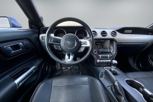 Used 2015 Ford Mustang GT Premium w/ Equipment Group 401A RWD image 4