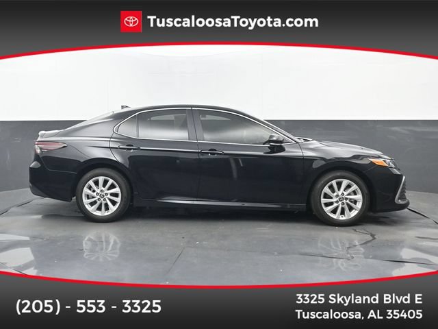 Used 2023 Toyota Camry LE w/ Convenience Package FWD image 1