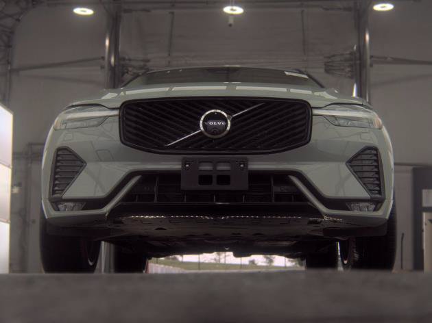 Used 2026 Volvo XC60 B5 Ultra AWD/4WD image 10