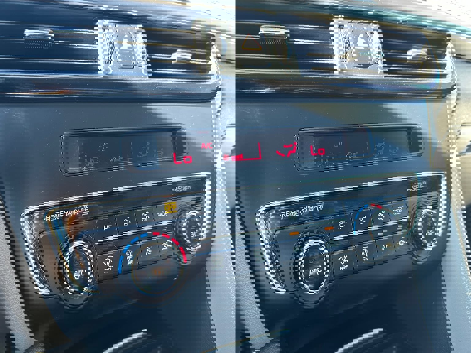 Used 2016 Kia Optima EX image 22