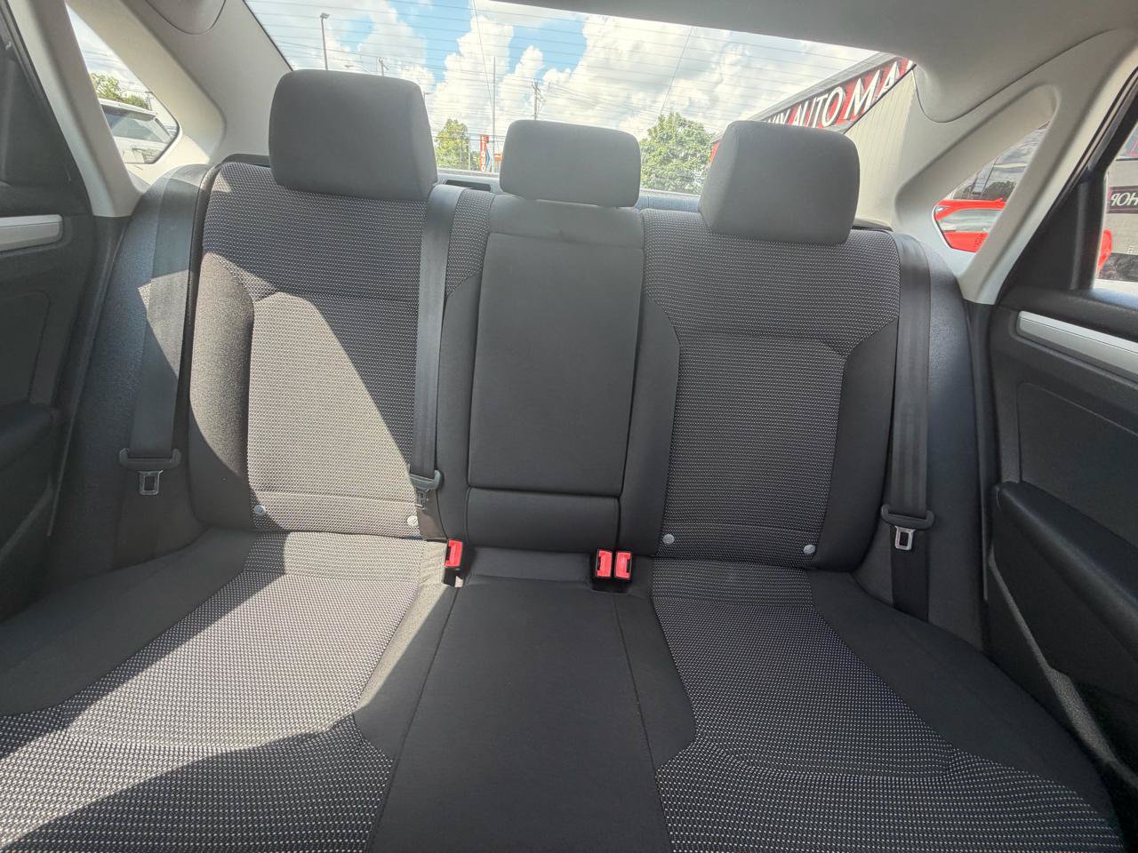 Used 2017 Volkswagen Passat 1.8T S FWD image 17