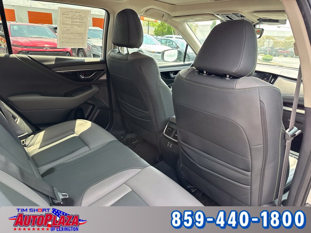 Used 2024 Subaru Outback Onyx Edition AWD/4WD image 40
