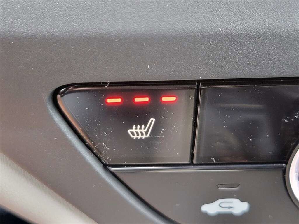 Used 2023 Honda Accord EX image 7