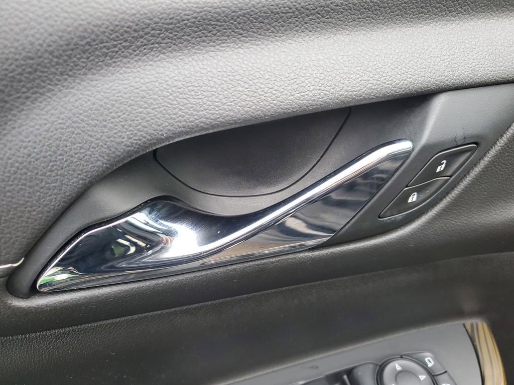 Certified 2021 GMC Acadia SLE w/ Driver Convenience Package image 28