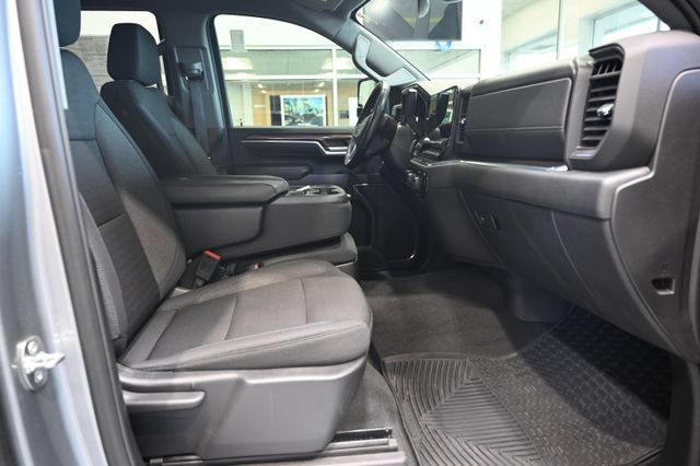 Used 2024 Chevrolet Silverado 2500 LT w/ All Star Edition AWD/4WD image 11