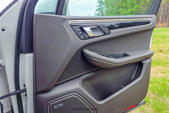 Used 2017 Porsche Macan S AWD/4WD image 62