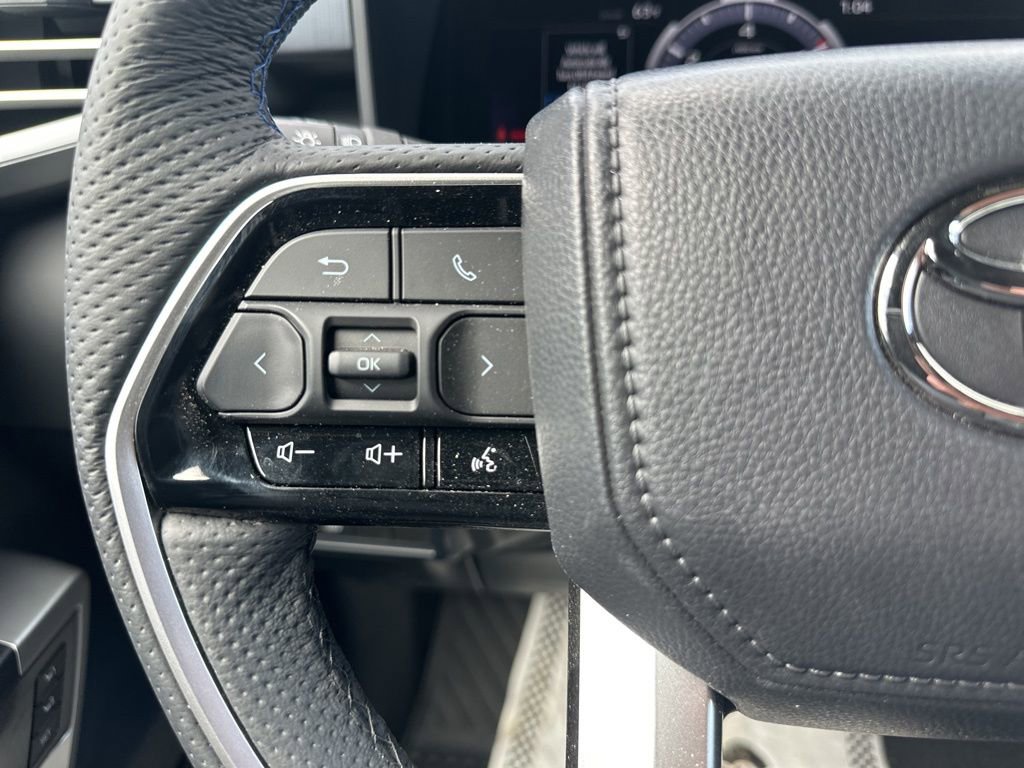 Used 2025 Toyota Tundra Platinum image 22