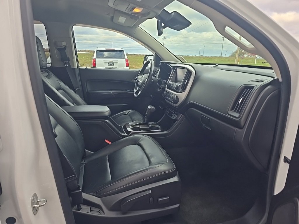 Used 2016 GMC Canyon SLT w/ Driver Alert Package image 24