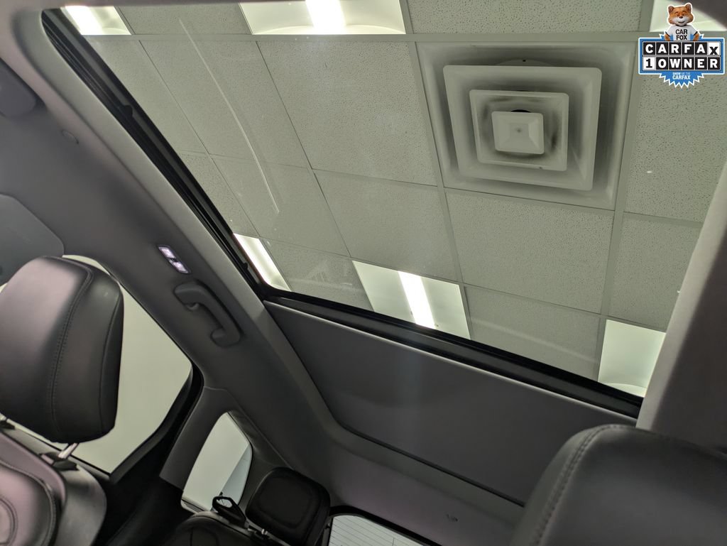 Used 2022 Lincoln Corsair AWD w/ Premium Package image 25