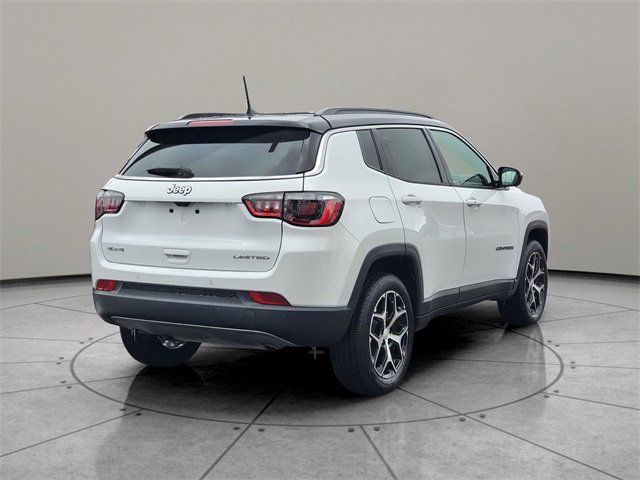 Certified 2024 Jeep Compass Limited image 12
