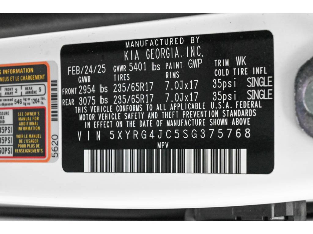 Certified 2025 Kia Sorento LX image 33