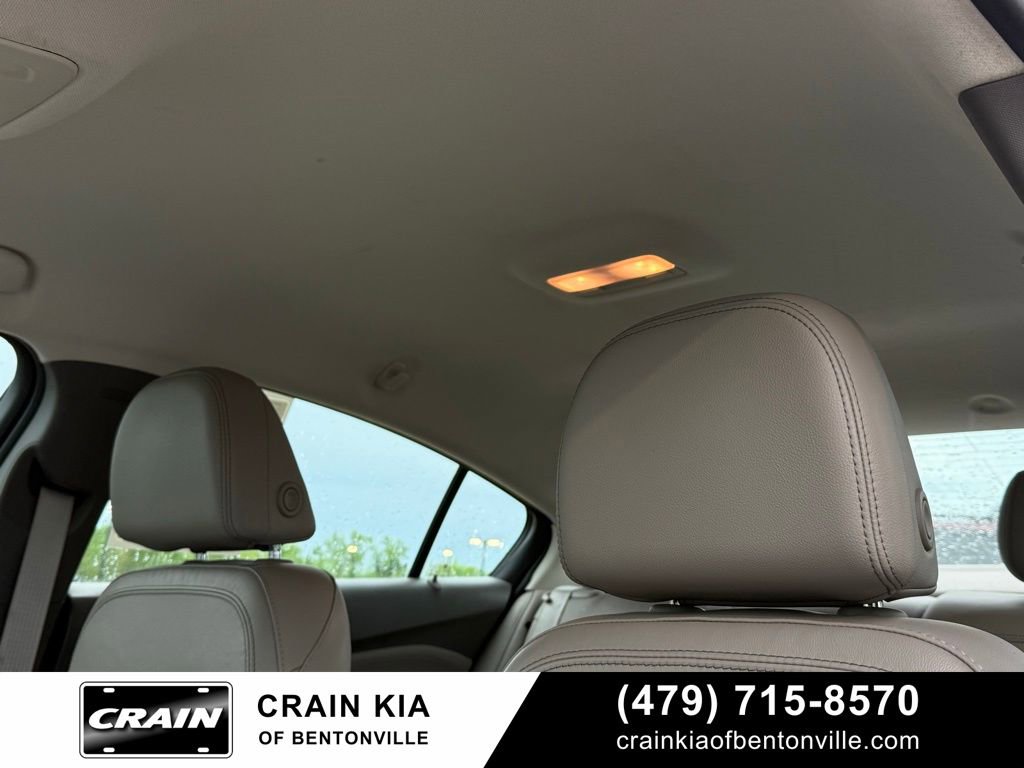 Used 2017 Chevrolet Cruze Premier w/ Enhanced Convenience Package FWD image 21