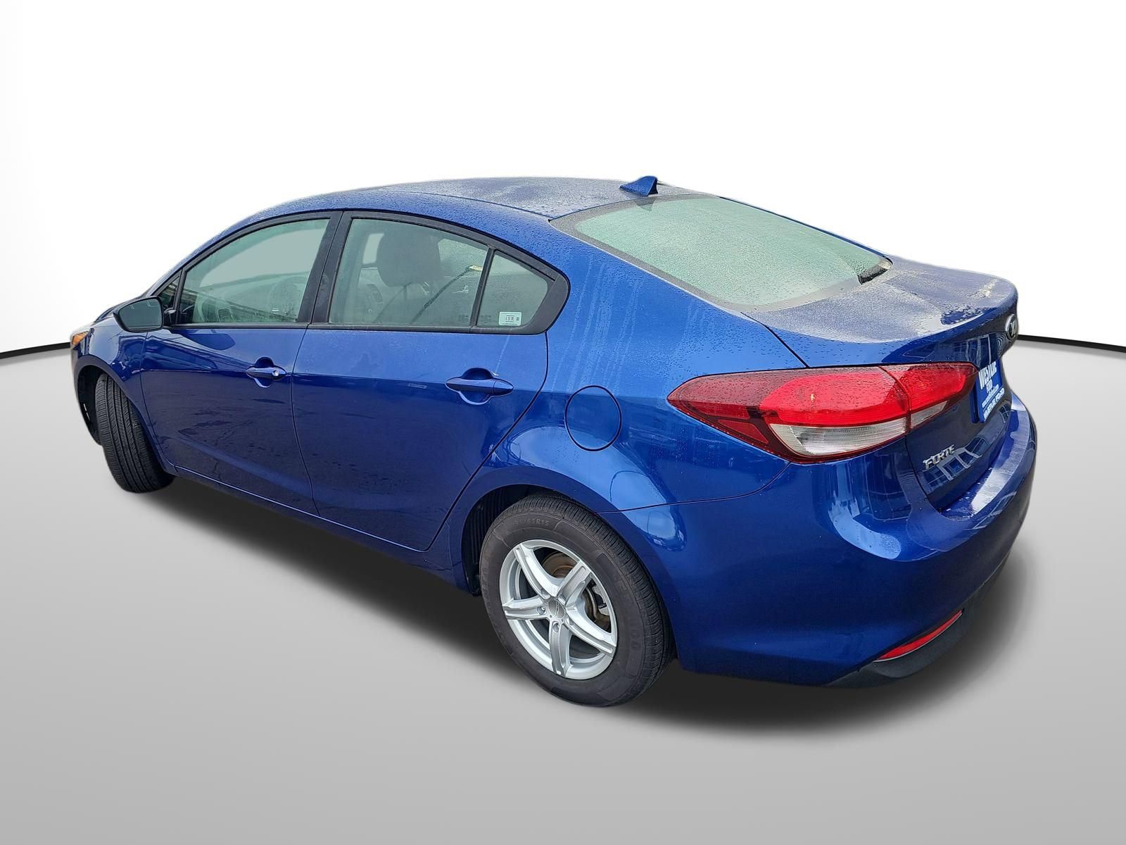 Used 2018 Kia Forte LX w/ LX Rear Camera Package image 3