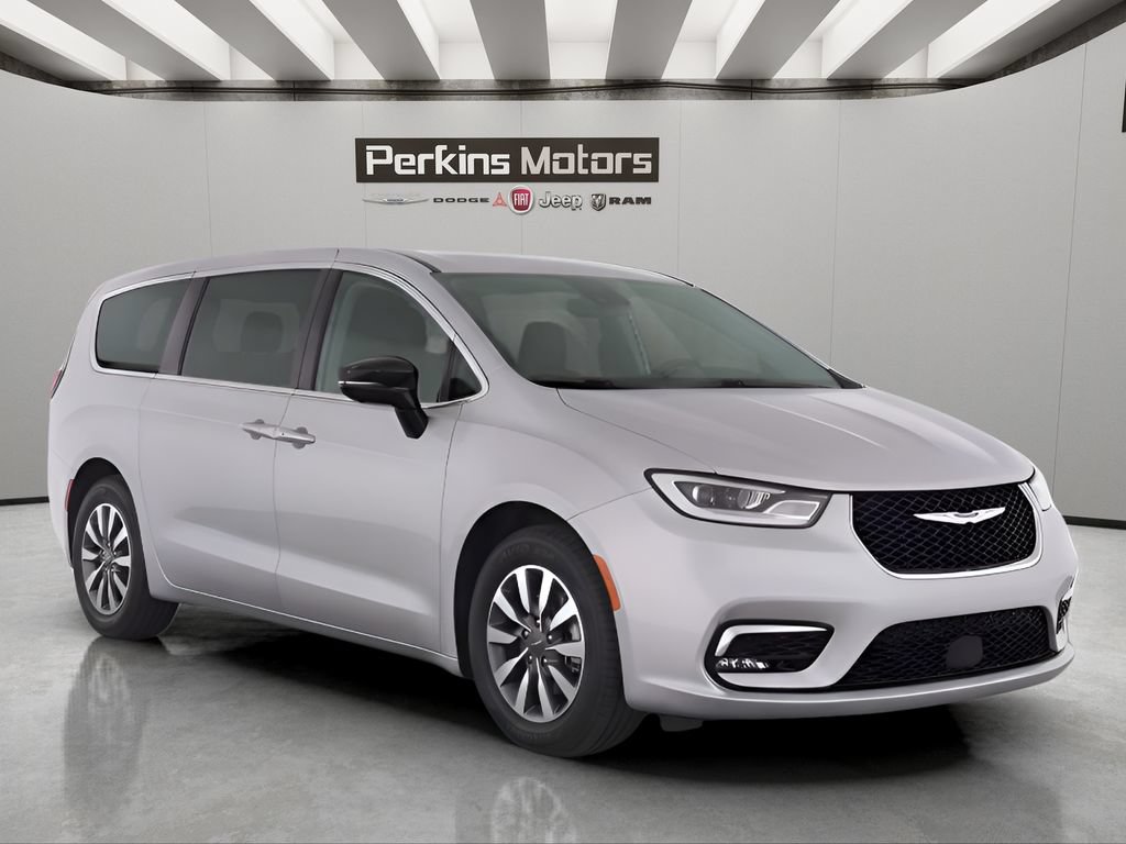Used 2025 Chrysler Pacifica Select FWD image 10