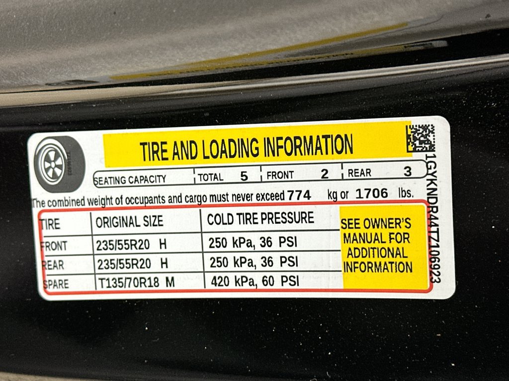New 2026 Cadillac XT5 Premium Luxury w/ LPO, Floor Liner Package AWD/4WD image 40