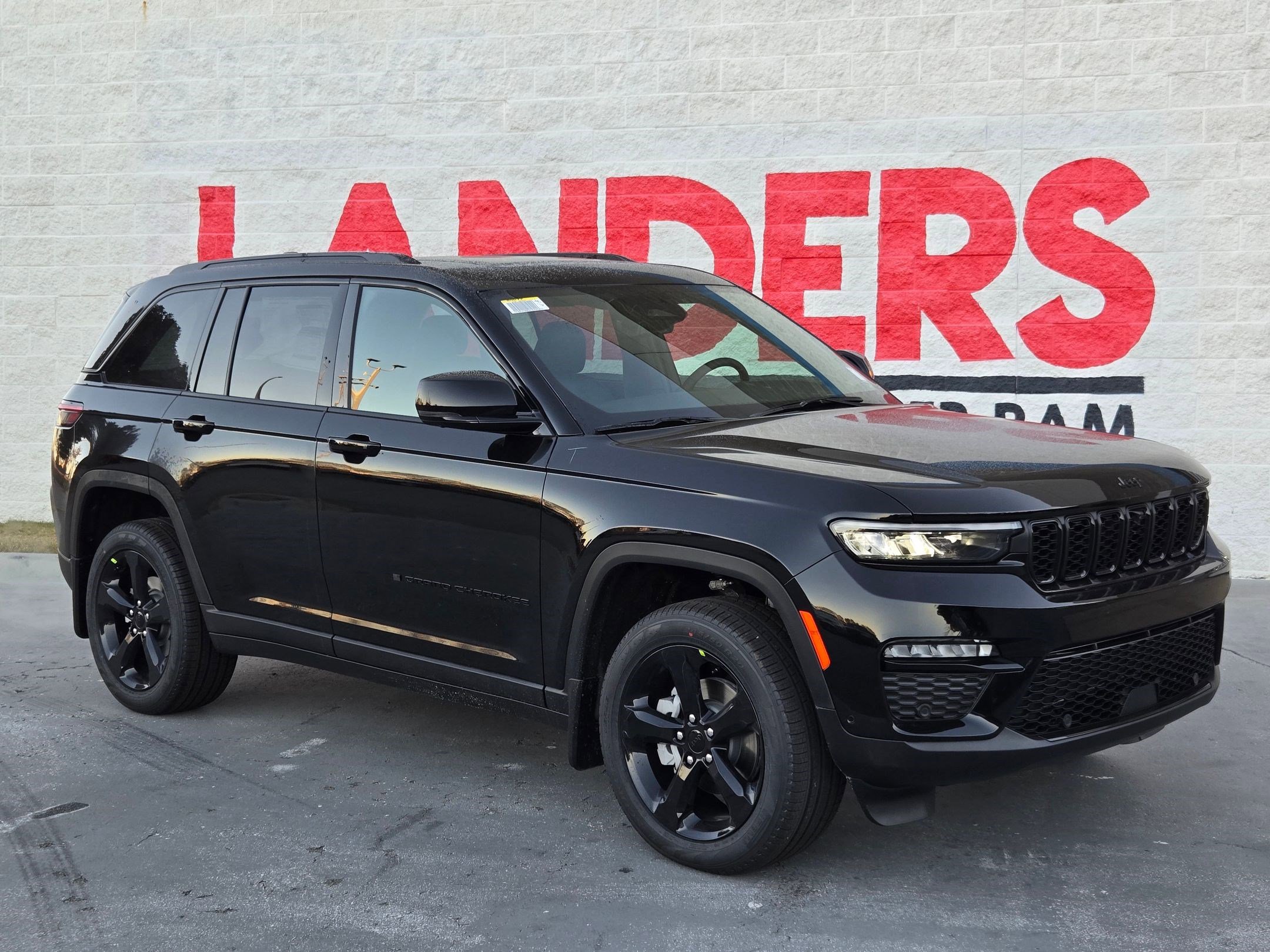 New 2025 Jeep Grand Cherokee Limited w/ Luxury Tech Group II