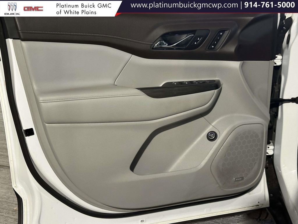 Used 2022 GMC Acadia SLT w/ Preferred Package image 27
