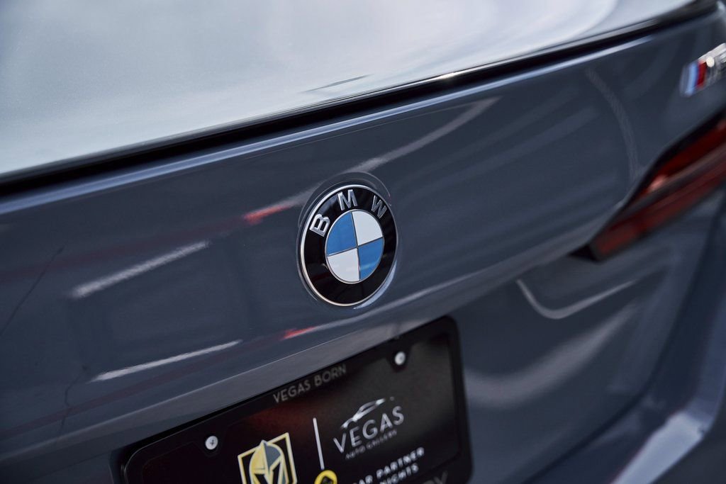 Used 2026 BMW M5 w/ Executive Package image 12