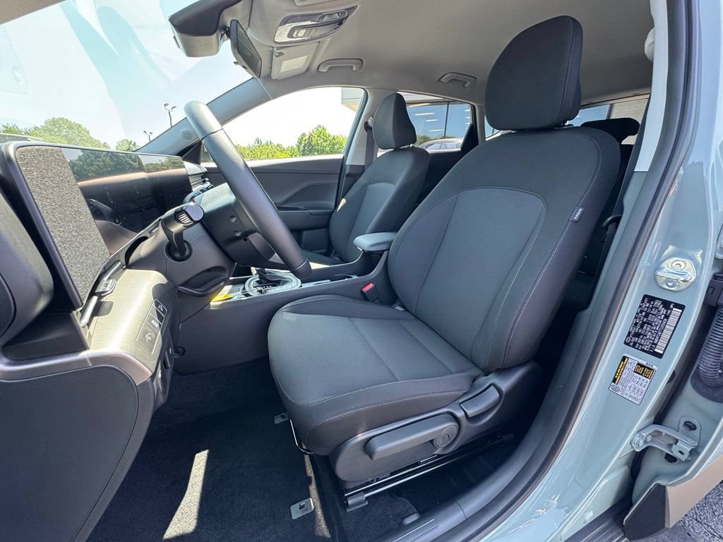 Certified 2026 Hyundai Kona SEL Sport AWD/4WD image 37