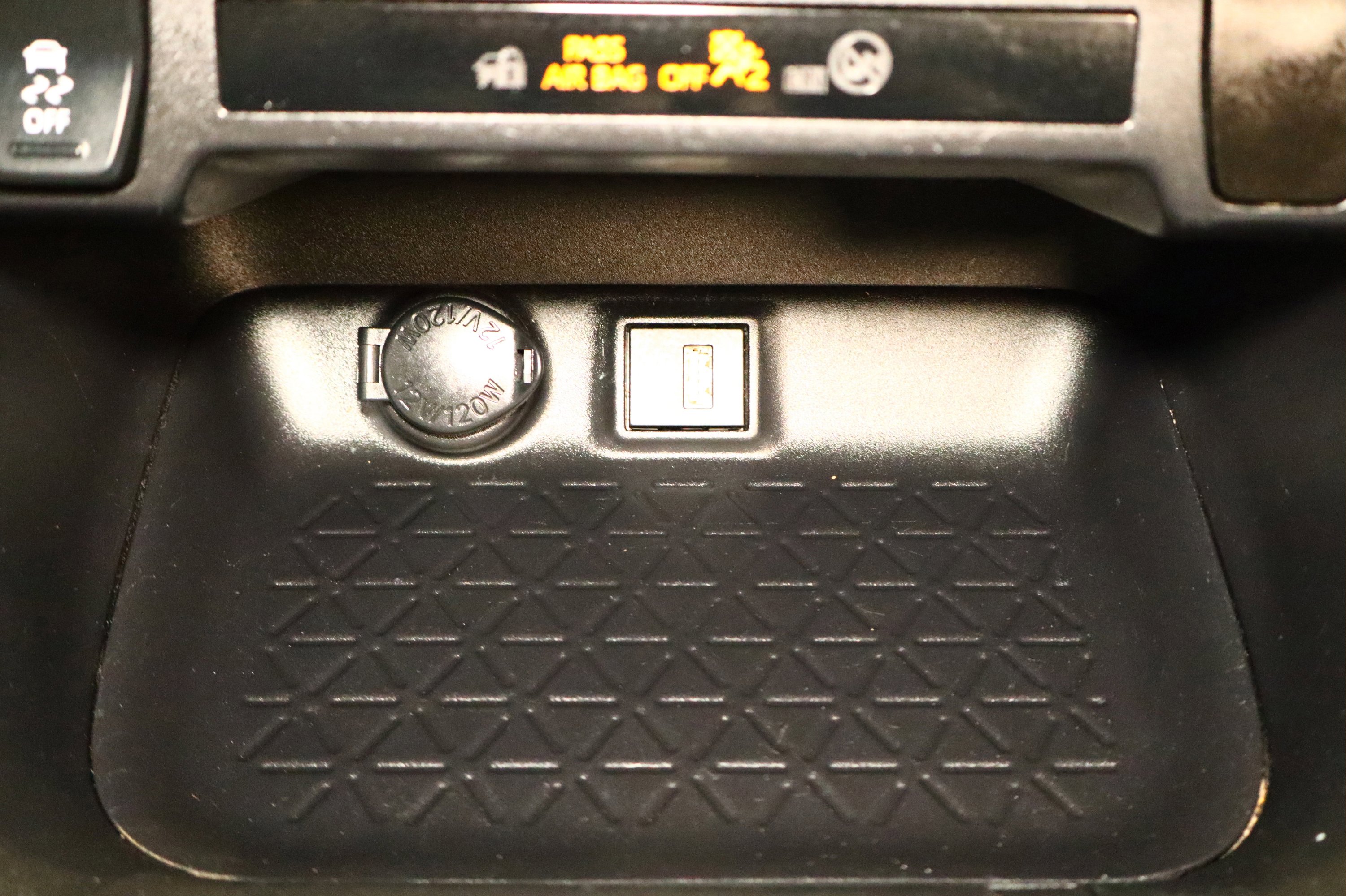 Used 2024 Toyota RAV4 LE image 25