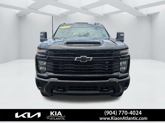 Used 2025 Chevrolet Silverado 2500 Custom AWD/4WD image 8