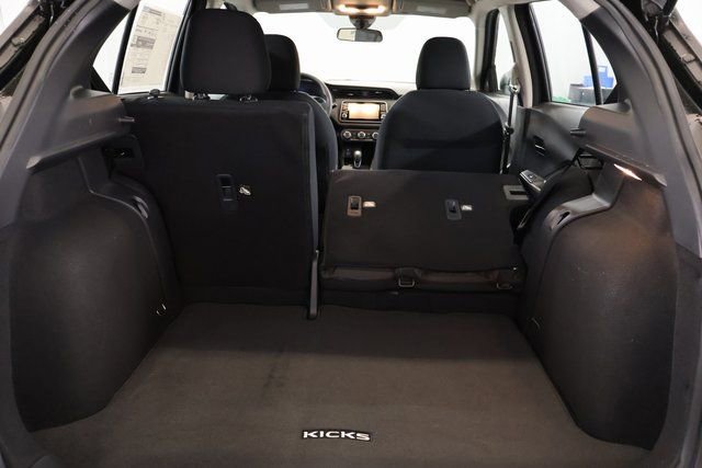 New 2025 Nissan Kicks Play S image 20