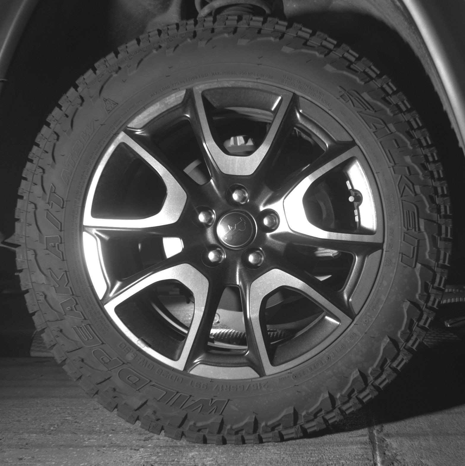 Used 2025 Jeep Compass Trailhawk AWD/4WD image 15