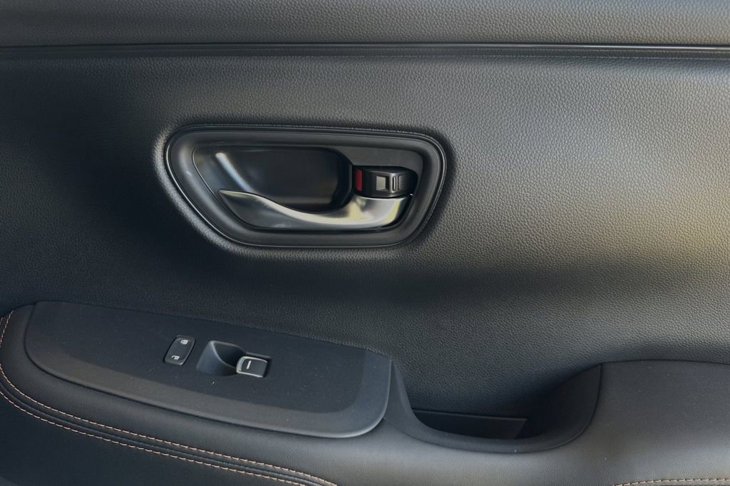 New 2025 Honda HR-V Sport image 18