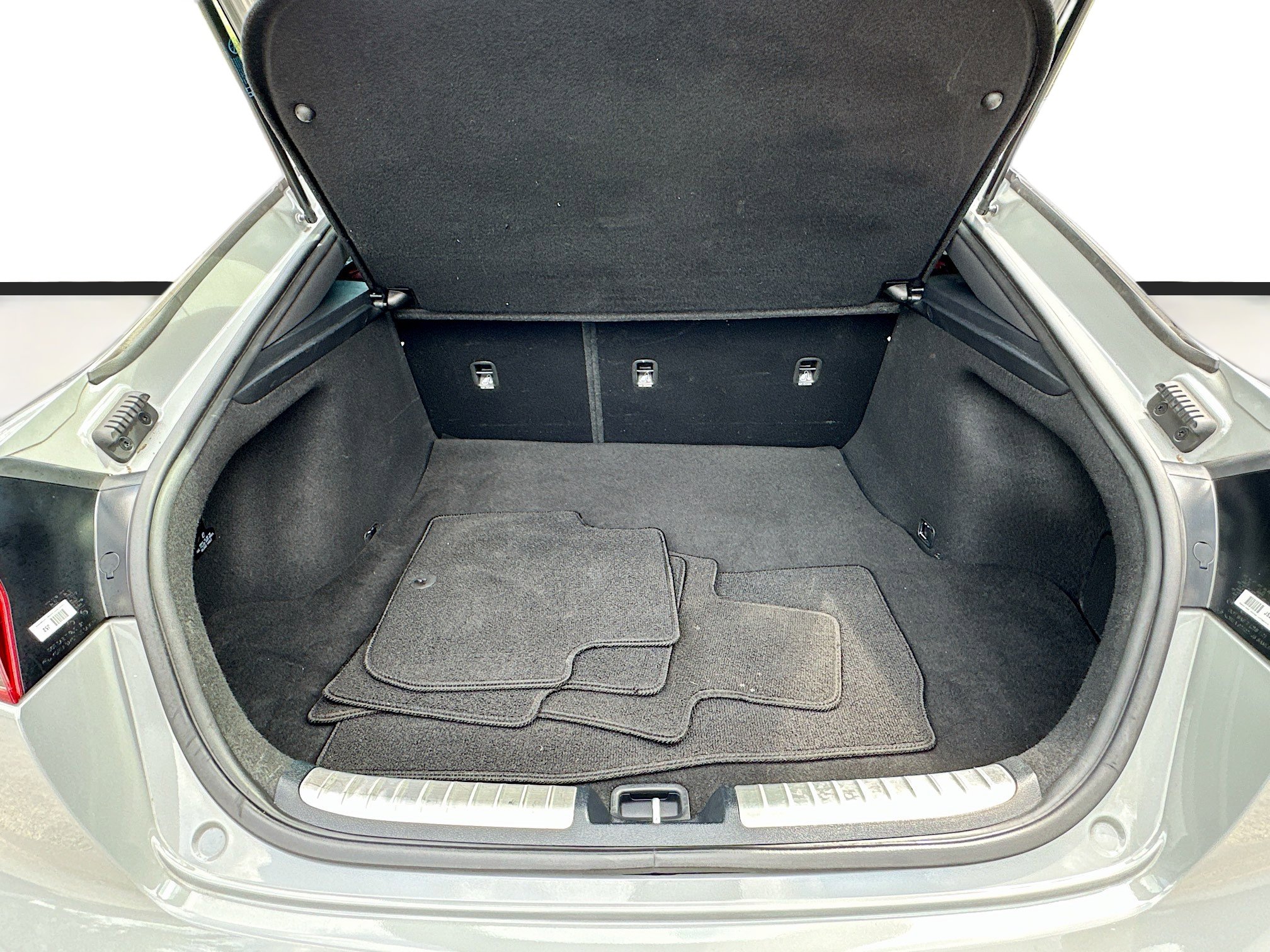 Used 2023 Kia Stinger GT-Line w/ Sun & Sound Package image 26