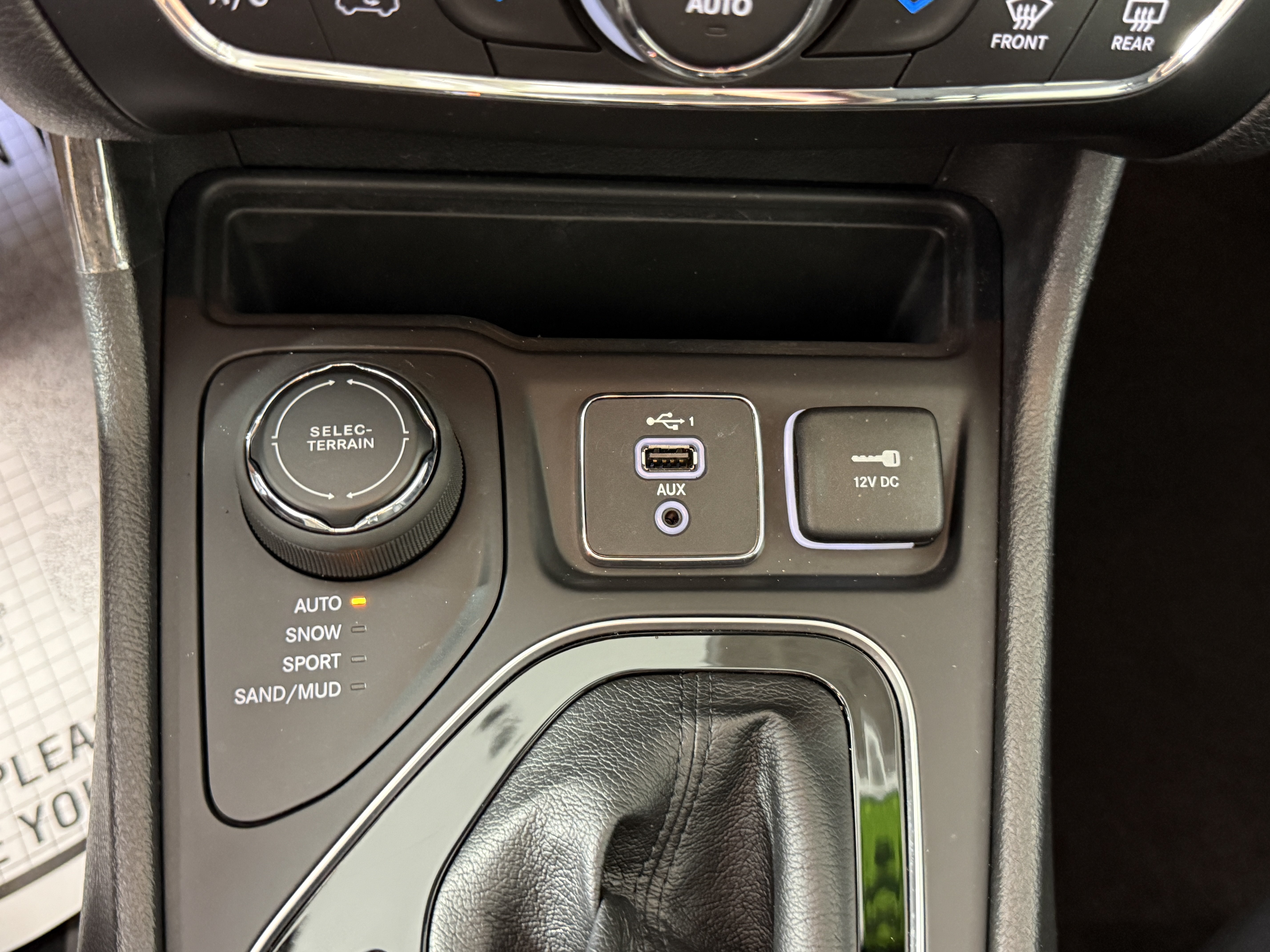 Used 2021 Jeep Cherokee Limited AWD/4WD image 24