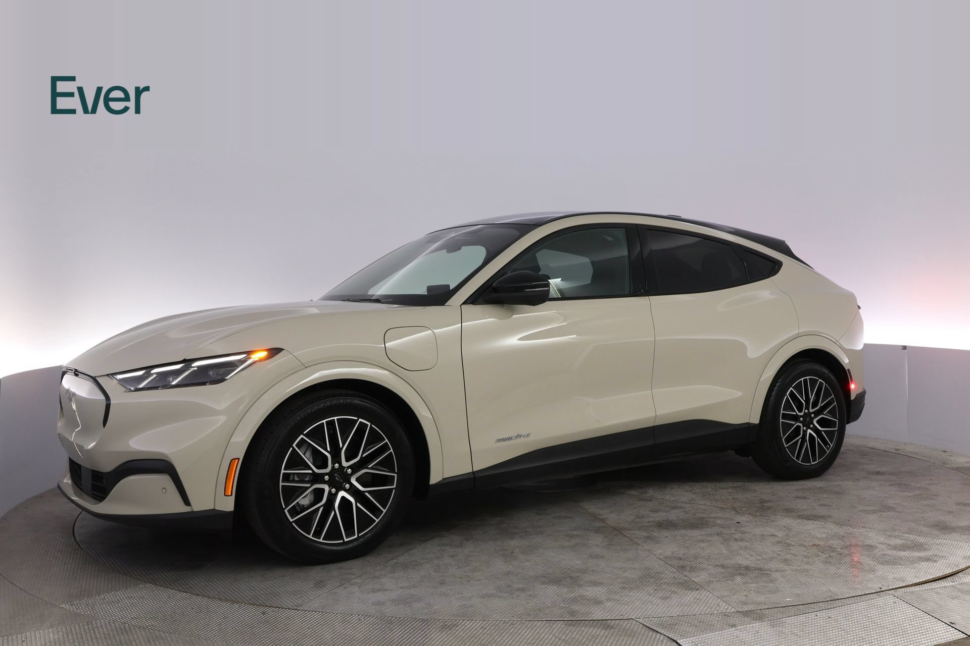Used 2025 Ford Mustang Mach-E Premium RWD image 18