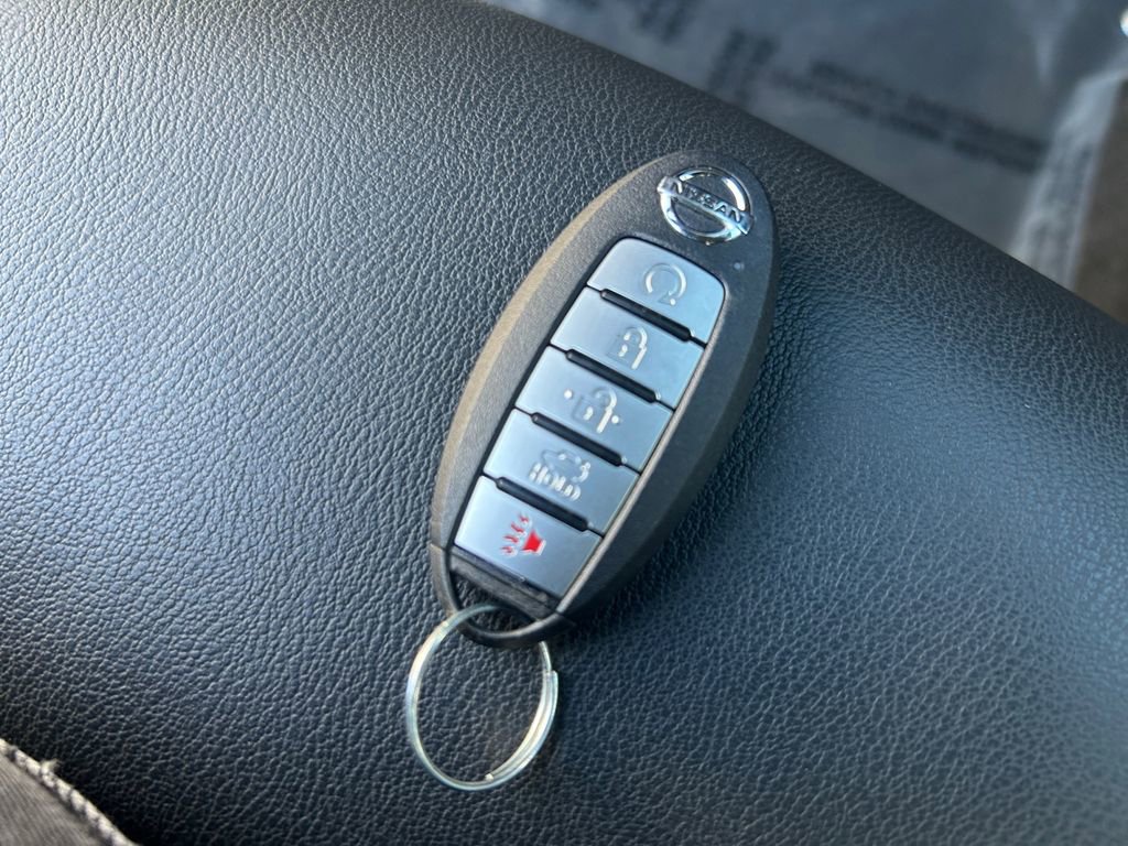 Used 2023 Nissan Sentra SR w/ SR Premium Package image 33