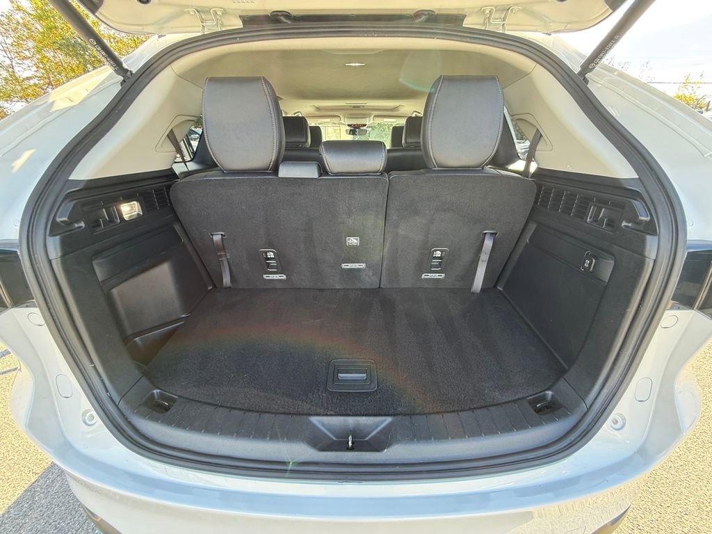 Used 2024 MAZDA CX-90 Plug-In Hybrid w/ Preferred image 25